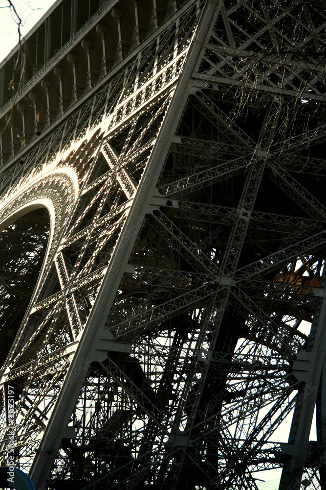 Tour Eiffel Gros Plan Sur La Structure Noir Et Blanc Stock Photo Adobe Stock