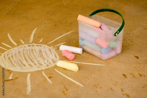 sidewalk chalk box