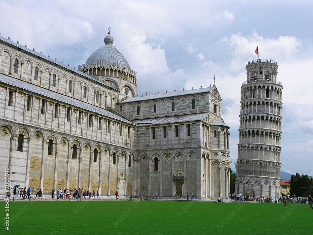 leaning tower of pisa (2)