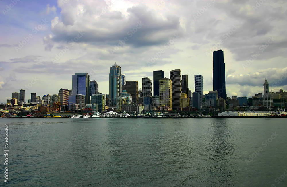 Fototapeta premium seattle skyline with docked ferry