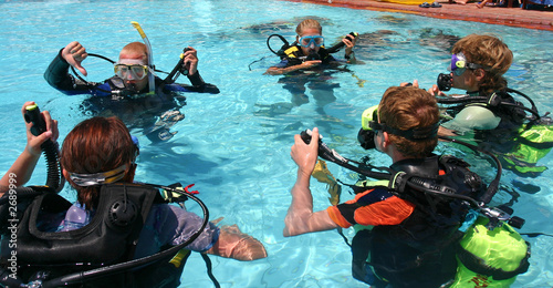 scuba diving lesson photo