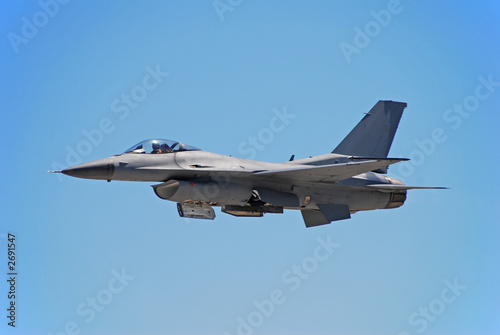 f-16 jetfighter in flight at airshow