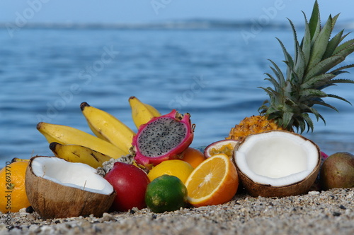 fruits : vitamines et santé photo