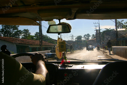driving along, cuba
