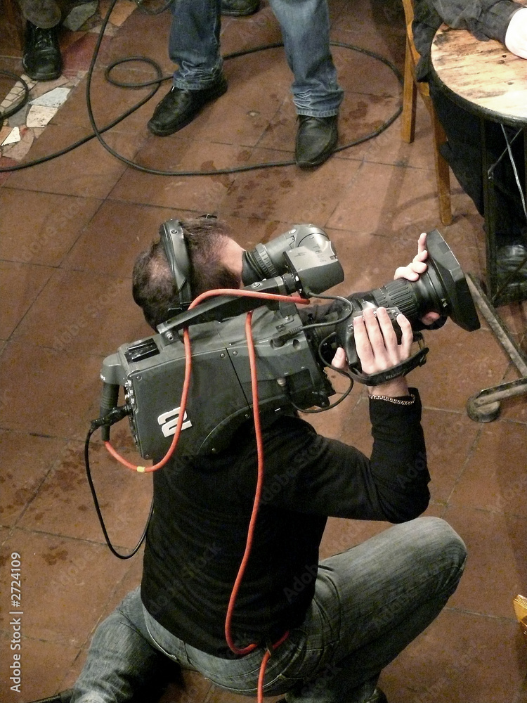 tv camera cameraman film recordis