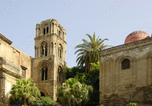 campanile roman