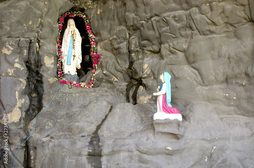 grotto scene