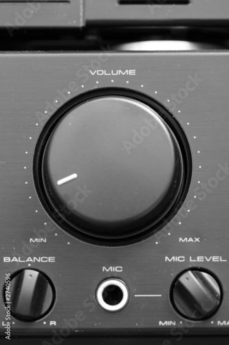volume control on amp unit