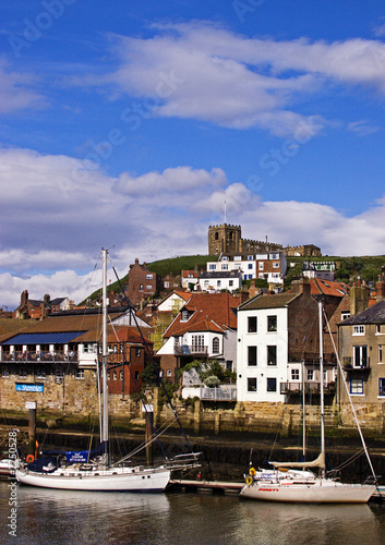 boats in whitby harbour
