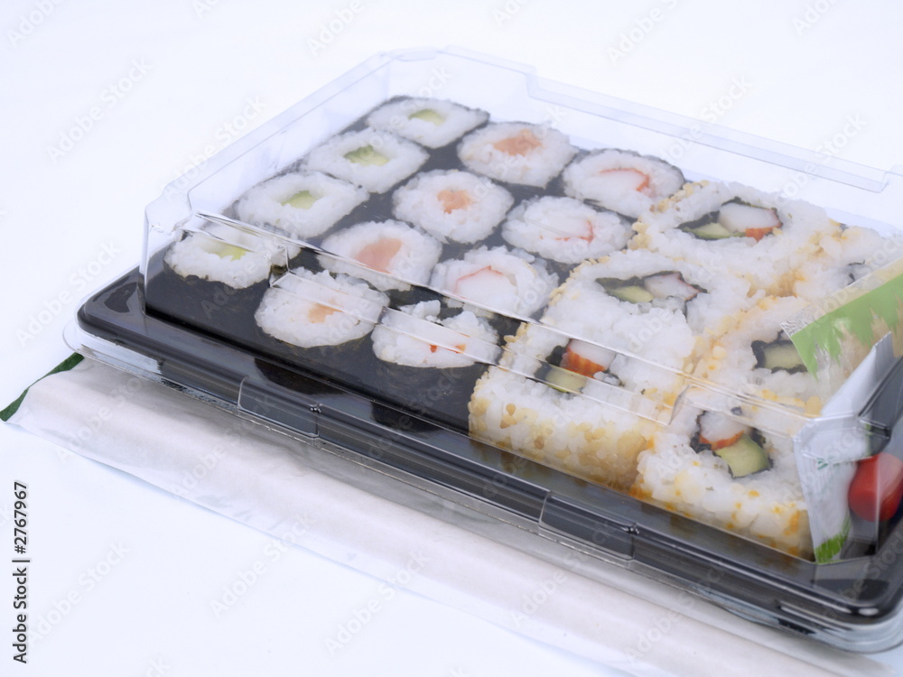 sushi im take away pack nah aufnahme sushi im take away pack nah aufnahme