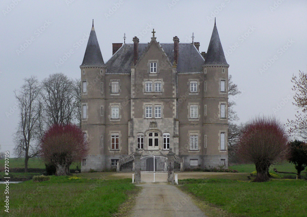 0766 - château en mayenne