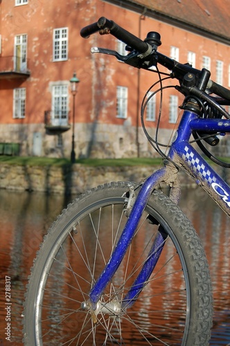bicycle front wheel