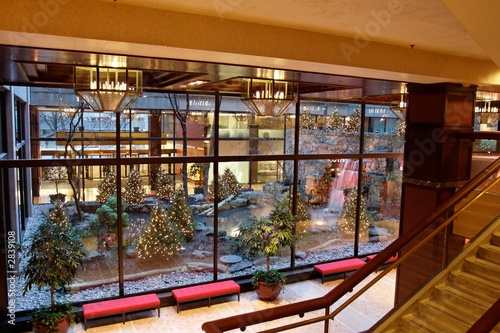 hotel arboretum