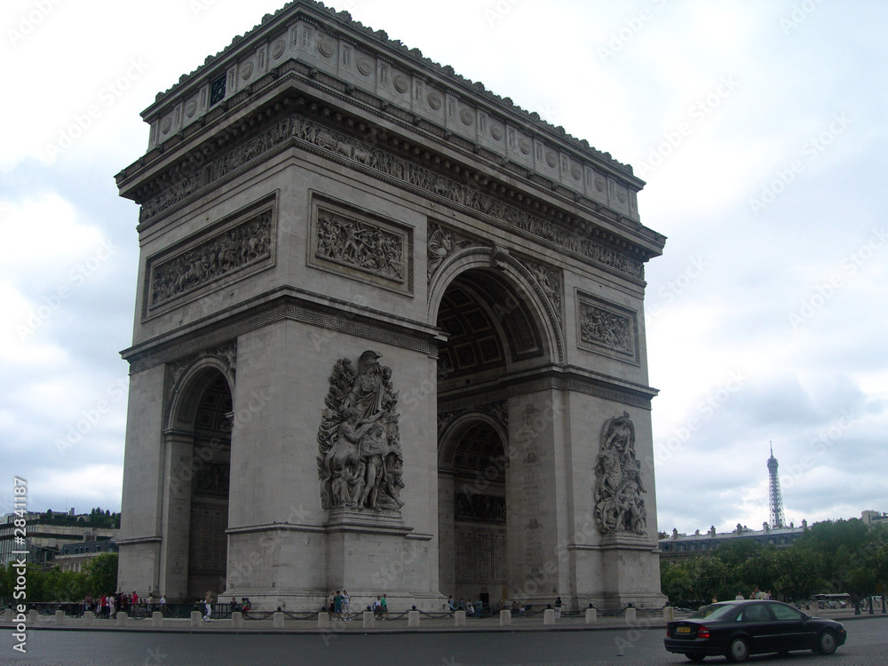 arch in paris