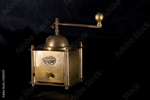old mechanical coffee grinder