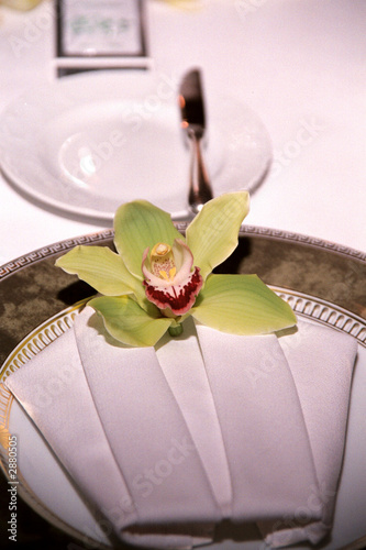 table setting with orchid