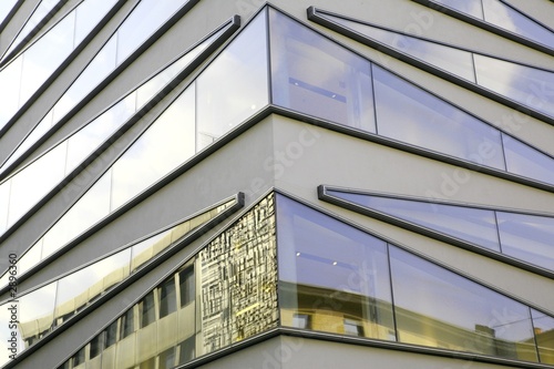 moderne fenster fassade - corner view