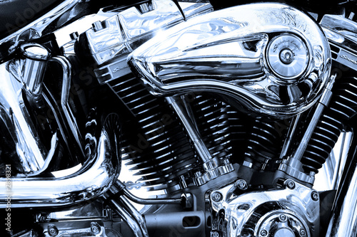 gros plan du moteur d'une moto de légende #2898321