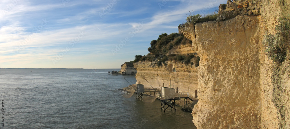sea caves of regulus,  meschers sur gironde, france, panorama