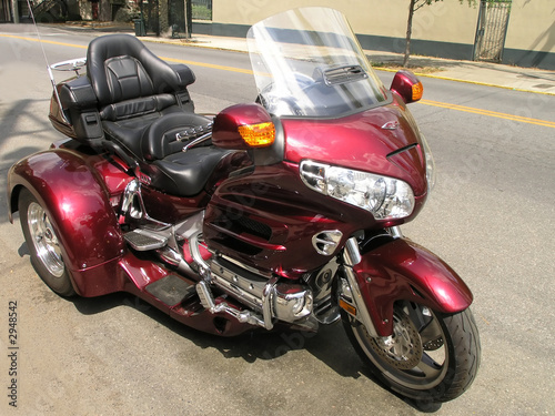 3 wheel motorbike