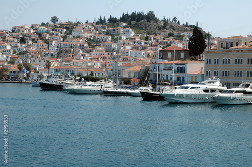 le port de poros