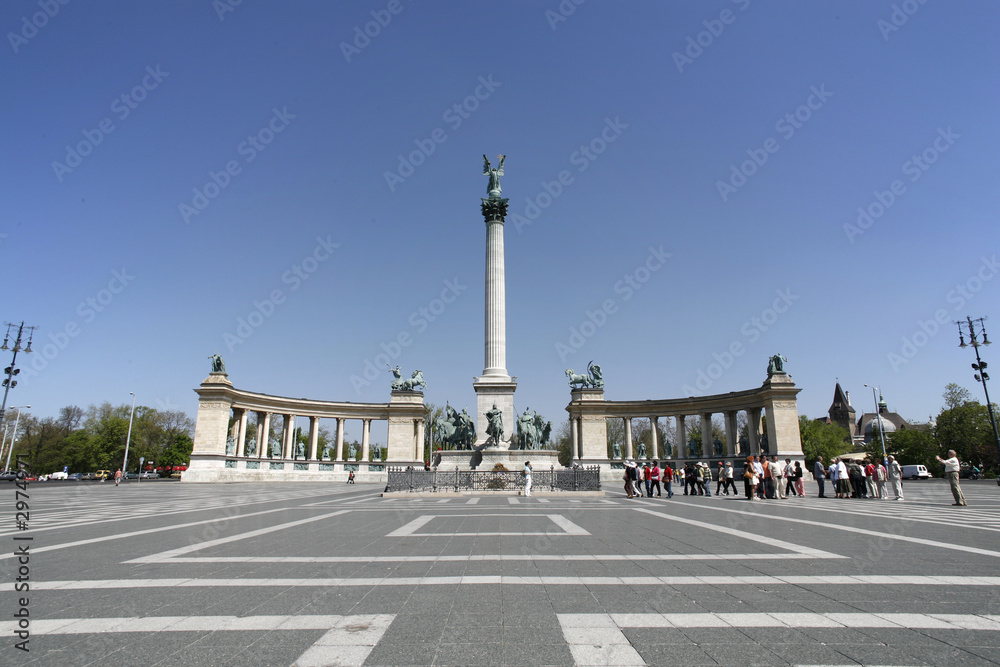 budapest - piazza degli eroi