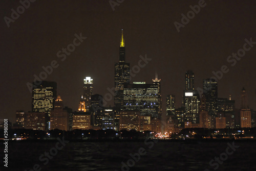 chicago skyline by night