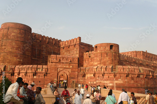 agra red fort entrance