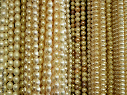 pearl beads