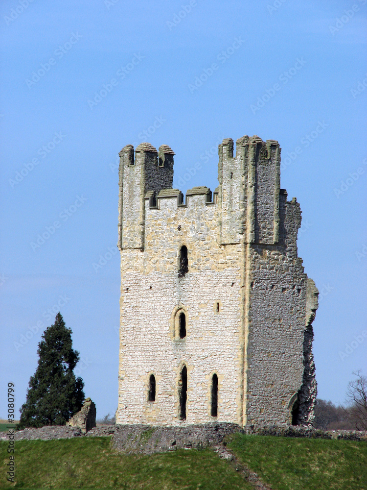 helmsley castle ruins
