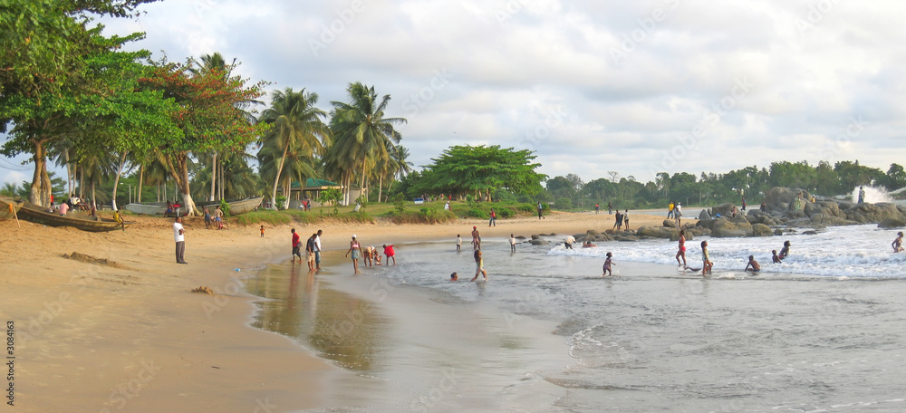 Fototapeta premium african tropical beach and sea, cameroon, africa, panorama