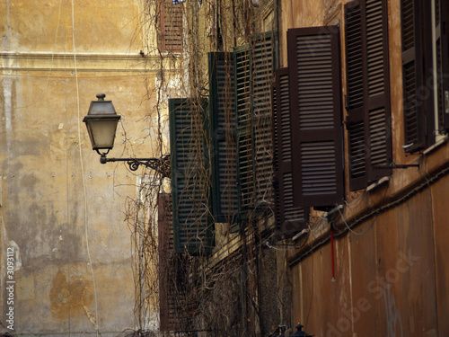 italian shutter
