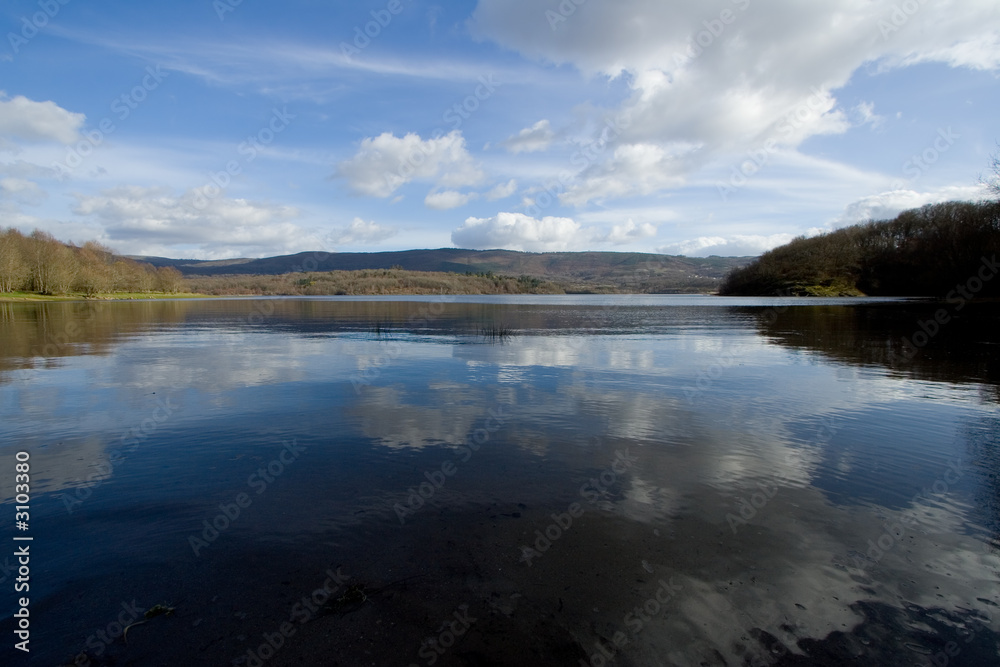 Fototapeta premium a blue river under the blue sky and lovely landscape