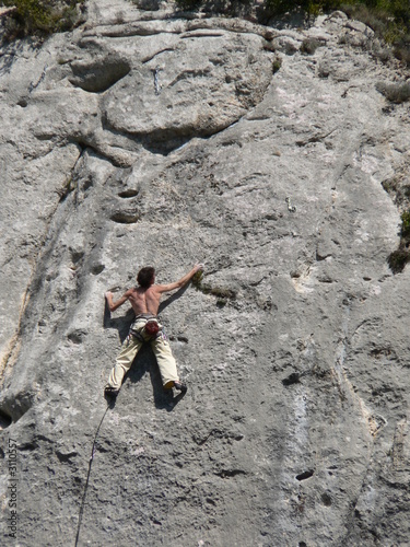 1050590 escalade