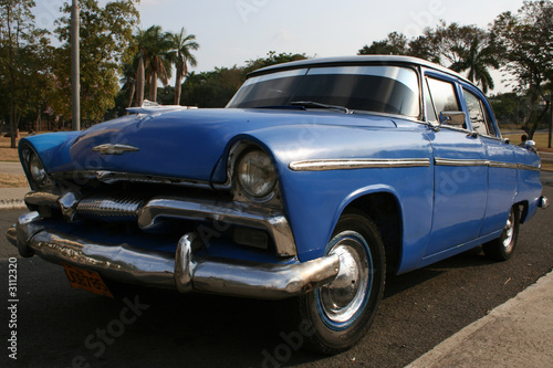 voiture américaine des années 50 à cuba © Frédéric LEVIEZ