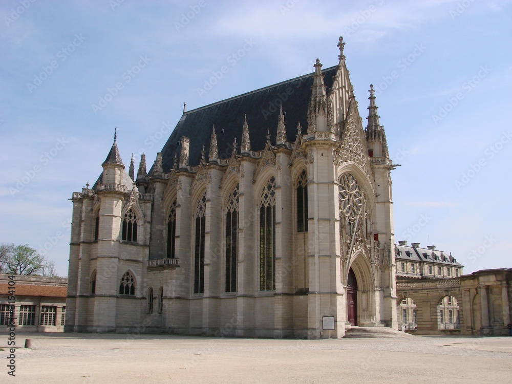 sainte-chapelle du chateau de vincennes