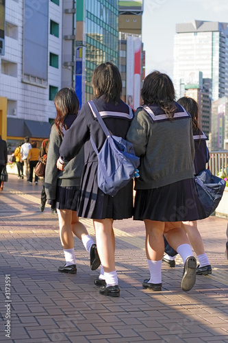 japanese schoolgirls group