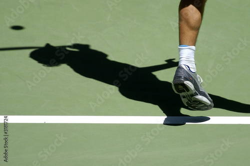 tennis shadow 021 © Sportlibrary