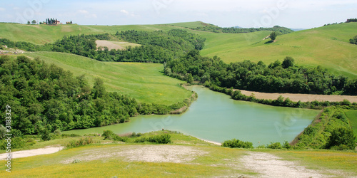 Fotografie paesaggio di asciano nelle crete senesi