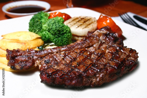 t-bone steak #3210381