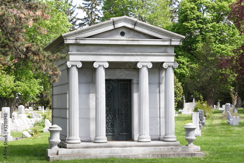Принти на полотні burial tomb