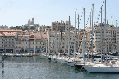 vieux port de marseille