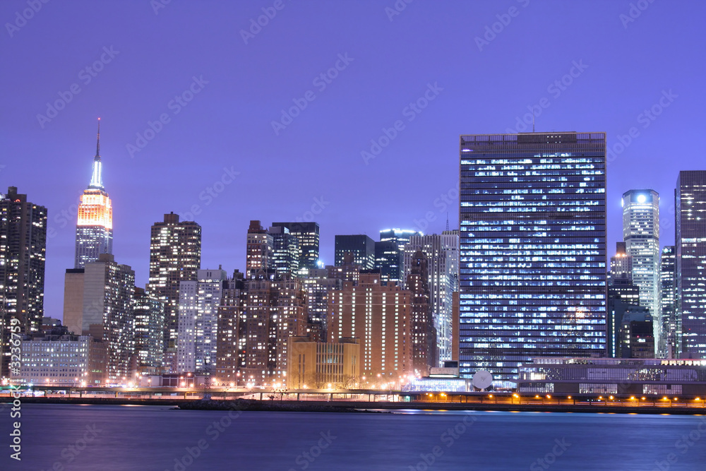 midtown manhattan skyline at night lights