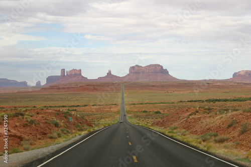 La route du bout du monde à Monument Valley