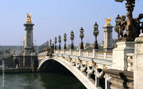 paris. bridge of the concorde