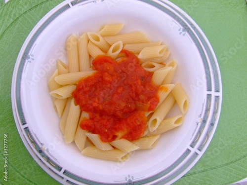 pasta con sugo