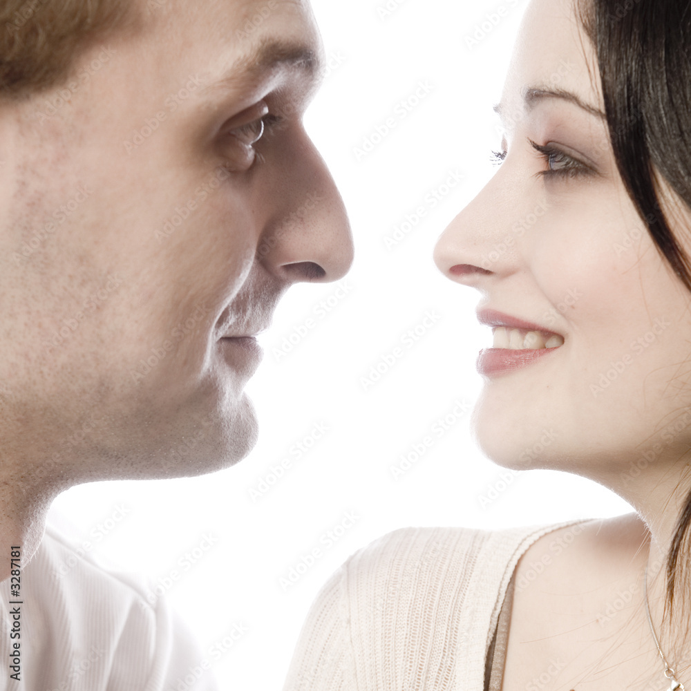 Obraz premium patrzy i uśmiecha się