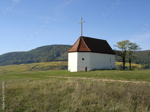 chapelle dans le vignoble alsacien