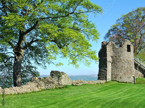 Schilderij op canvas remains of kendal castle