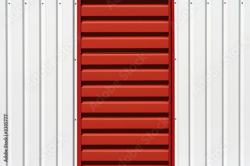 metall wand rot